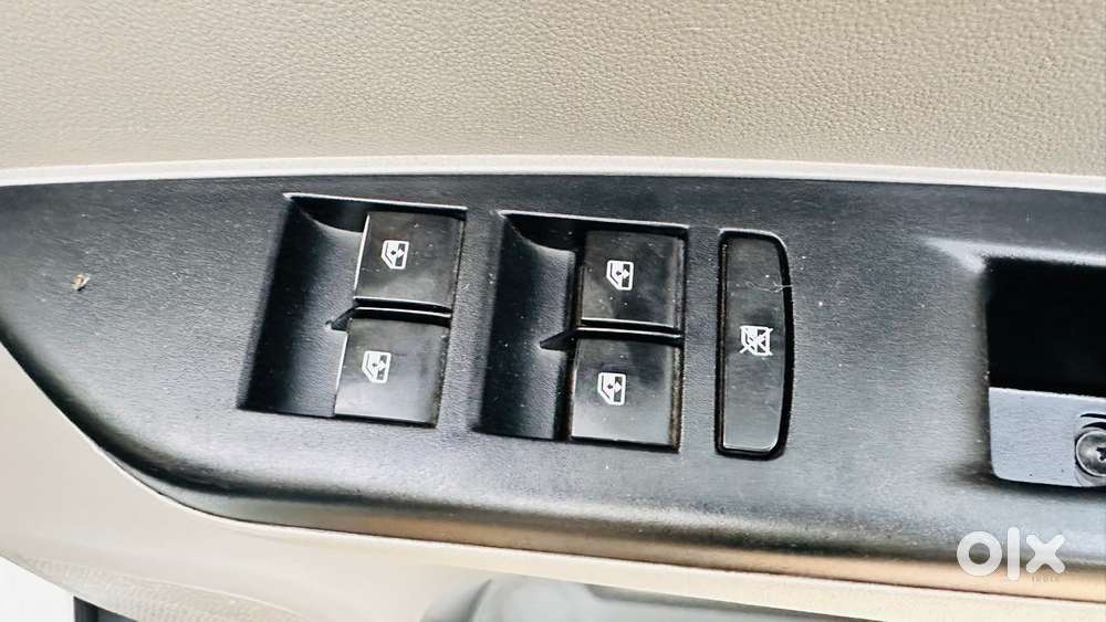 Mahindra Kuv 100, 2017, Diesel