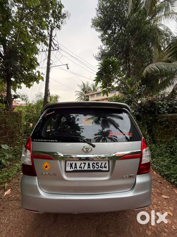 Toyota Innova Diesel 2011