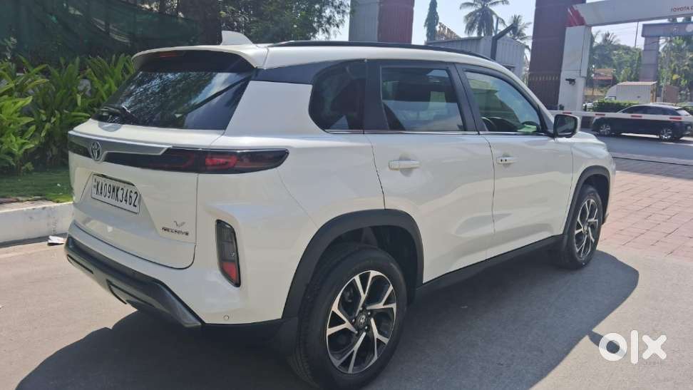 Toyota Urban Cruiser Hyryder 1.5 V Neo Drive, 2024, Petrol