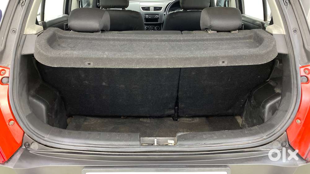 Maruti Suzuki Swift Lxi, 2016, Petrol