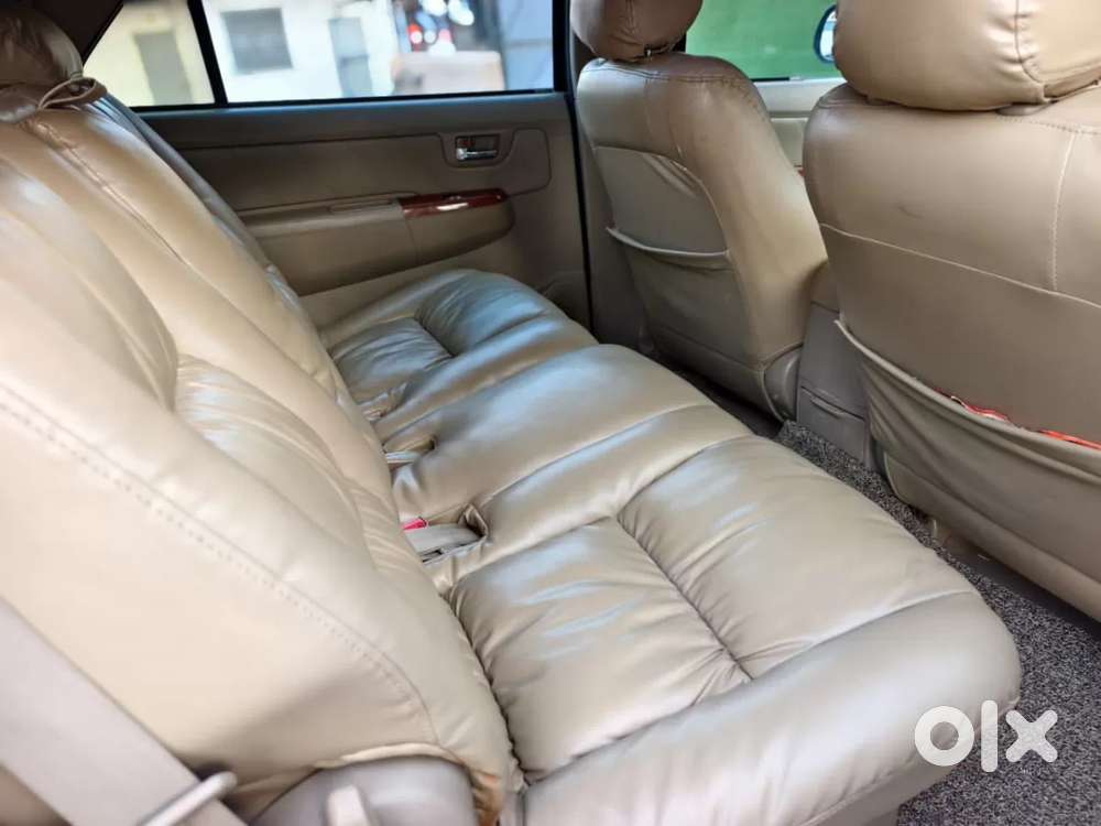 Toyota Fortuner, 2011, Diesel