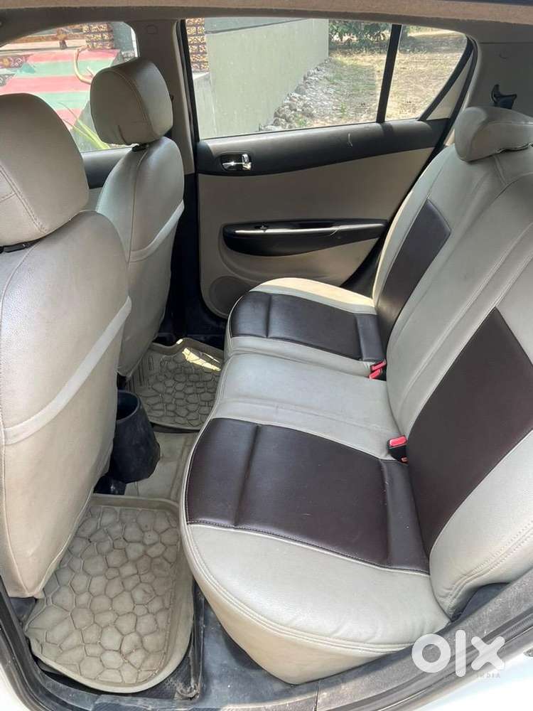 Urgent Sale - Hyundai I20 2012 Diesel Well Maintained