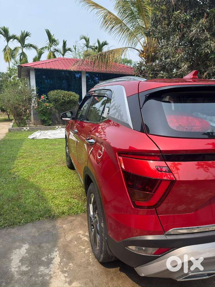 Hyundai 2020 Car Petrol 33300 Km Driven