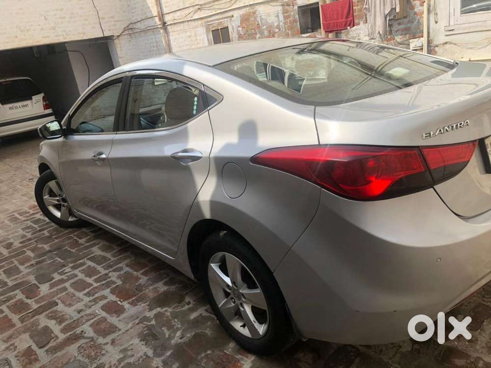 Hyundai New Elantra 2015 Diesel Well Maintained