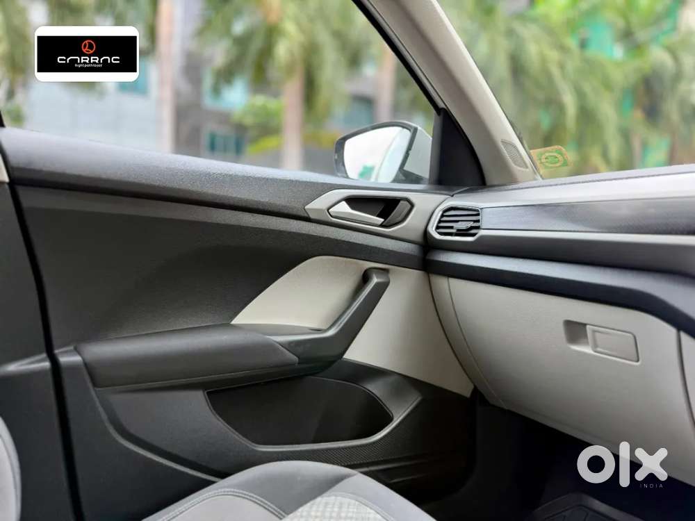 Volkswagen Taigun 1.0 Tsi Highline At, 2022, Petrol
