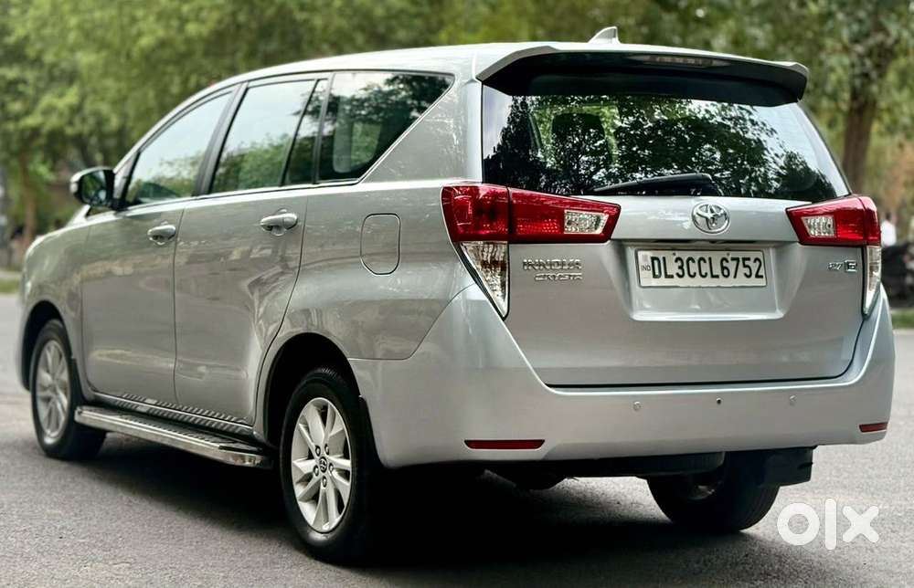 Toyota Innova Crysta G 8 Str, 2017, Petrol