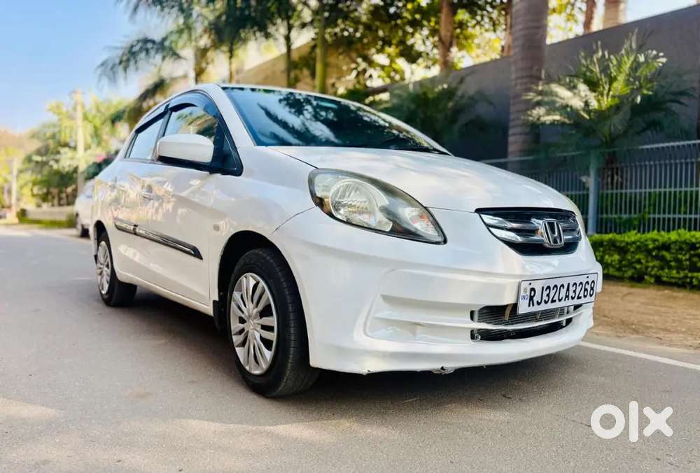 Family Gadi Top Condition