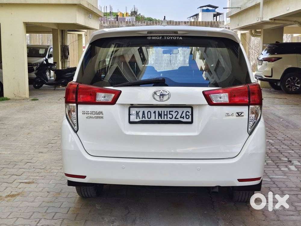 Toyota Innova Crysta 2.4 Vx Mt, 2017, Diesel