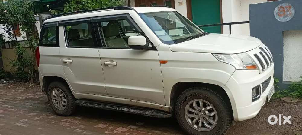 Mahindra Tuv 300 2017