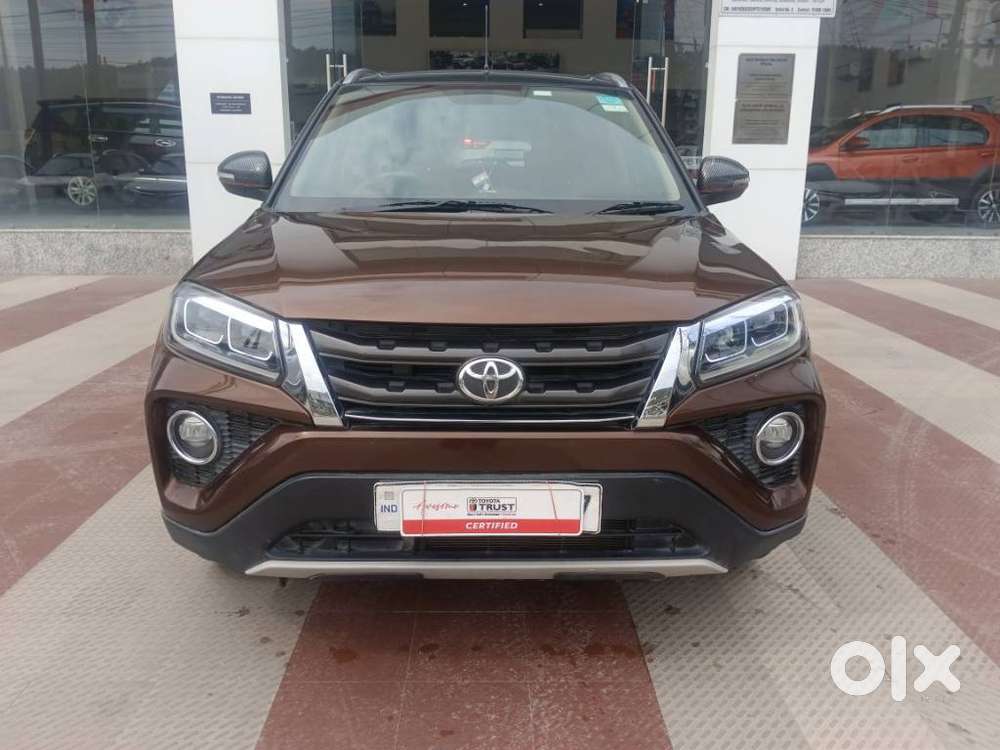 Toyota Urban Cruiser 1.5 Premium Grade Dual Tone Mt, 2022, Petrol