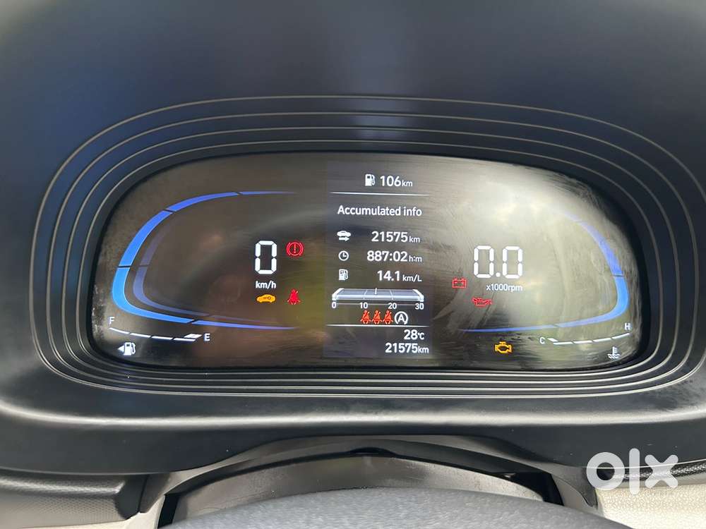 Hyundai Venue 2025/1.3 Year Warranty/less Km/ Fully Serviced