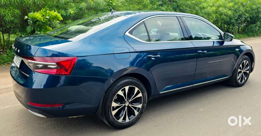 Skoda Superb 2.0 L&k Tsi At, 2022, Petrol