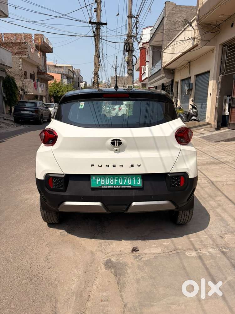 Tata Punch EV 2025 model car - Photo 2