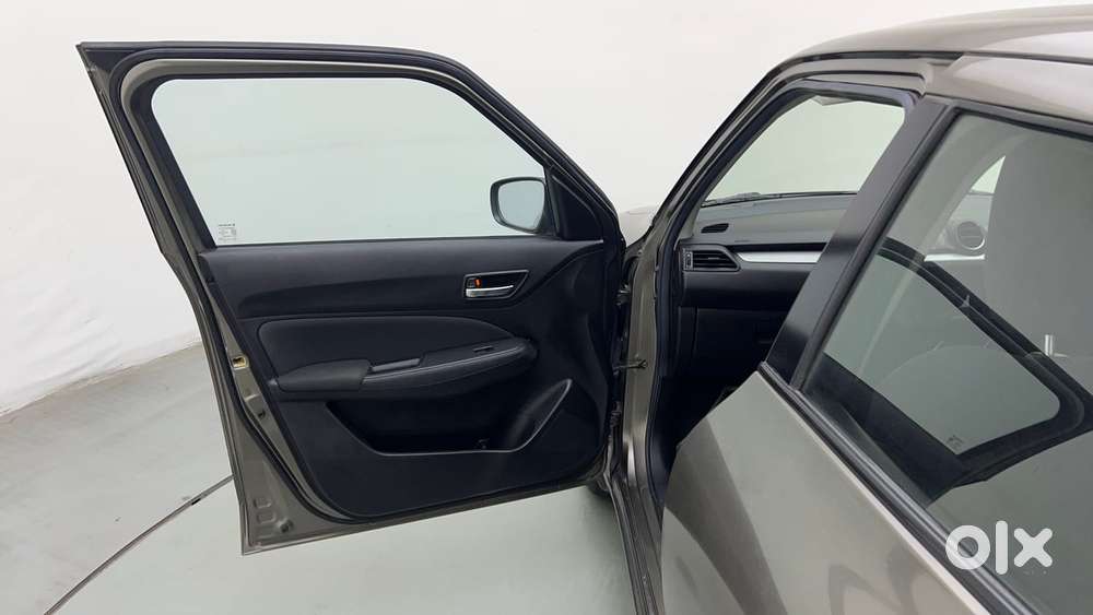 Maruti Suzuki Swift Vvt Vxi, 2021, Petrol
