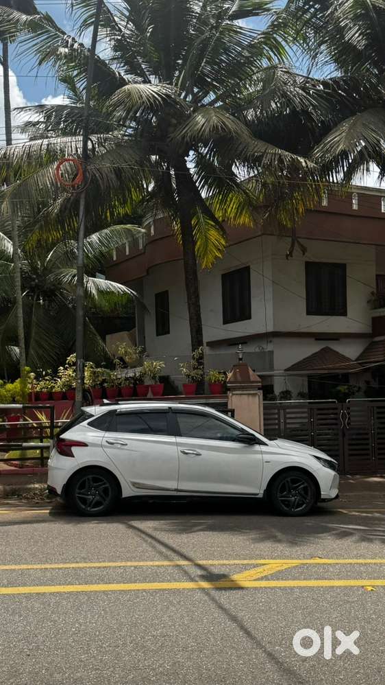 Hyundai New I20 Sportz 2021 Clucthless Manual