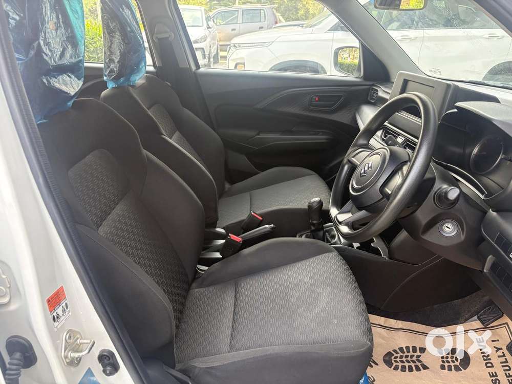 Maruti Suzuki Swift, 2025, Petrol