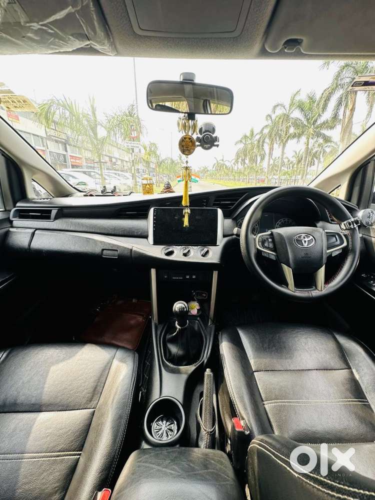 Toyota Innova Crysta 2.4 G Mt, 2019, Diesel