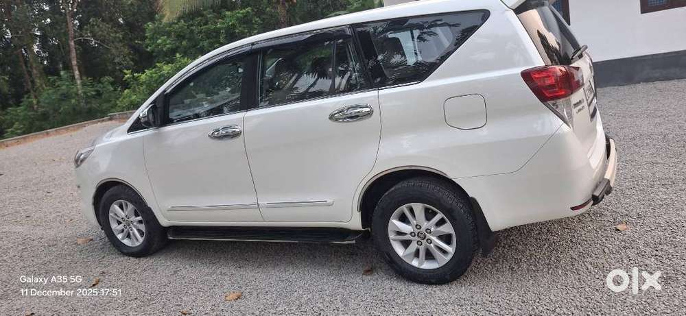 Toyota Innova Crysta 2.4 V 7 Str, 2018, Diesel