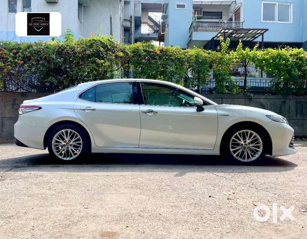 Toyota Camry Hybrid, 2021, Petrol