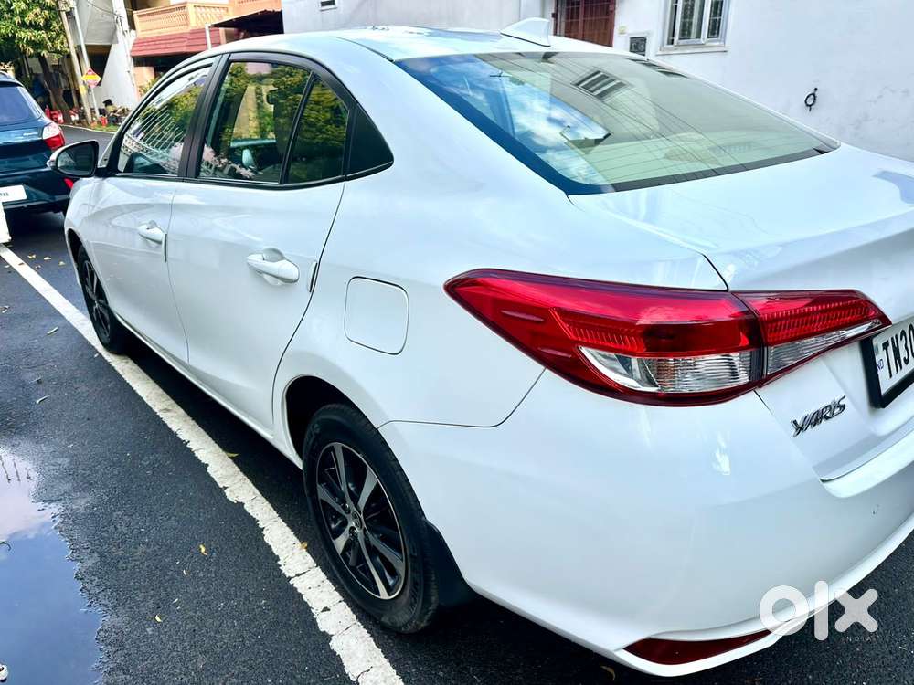 Toyota Yaris, 2021, Petrol