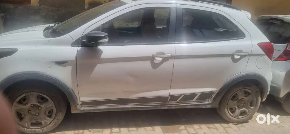Ford Freestyle White Petrol