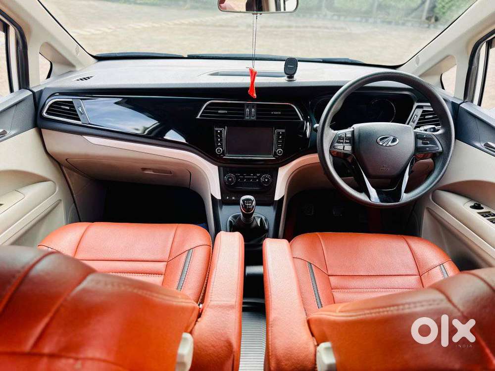 Mahindra Marazzo M6, 2019, Diesel