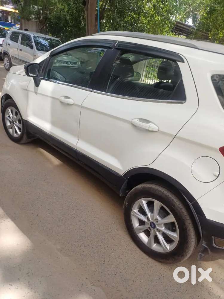 Titanium Diesel Top Model Fully Insured New Tyres Two Original Keys