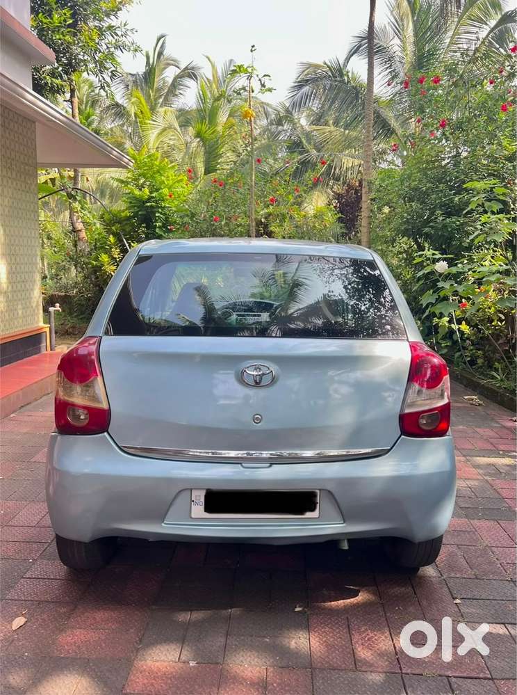 Toyota Etios Liva 2011