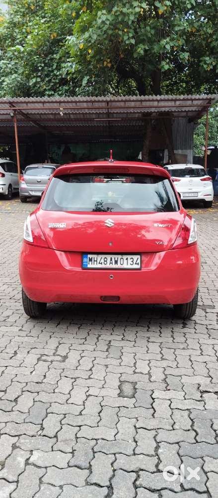 Maruti Suzuki Swift Vxi 1.2 Abs Bs-iv, 2017, Petrol