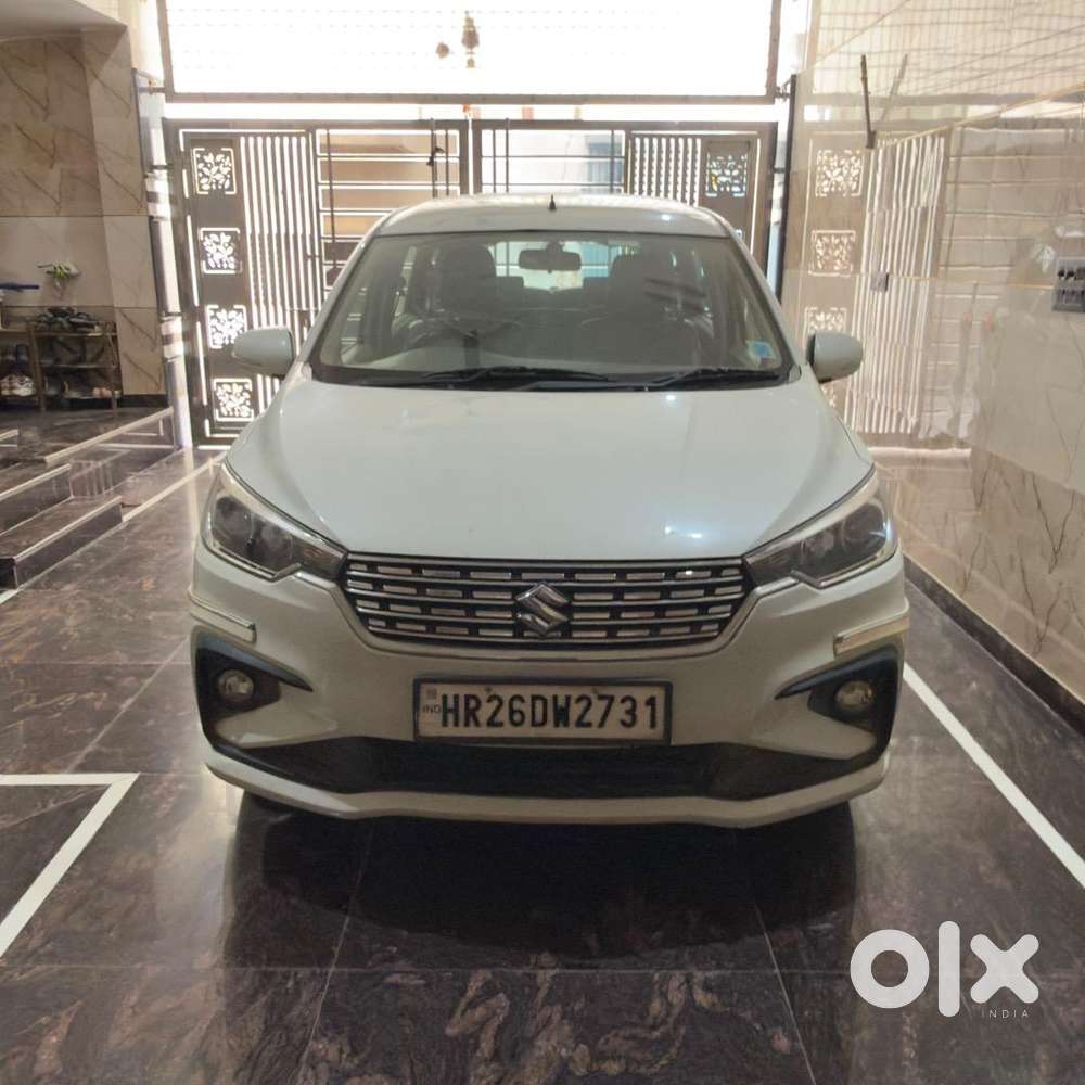 Ertiga Smart Hybrid Petrol & Cng