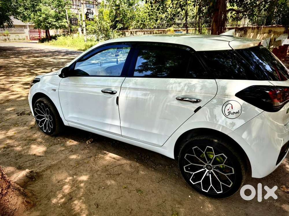 Hyundai Petrol Manual 2019