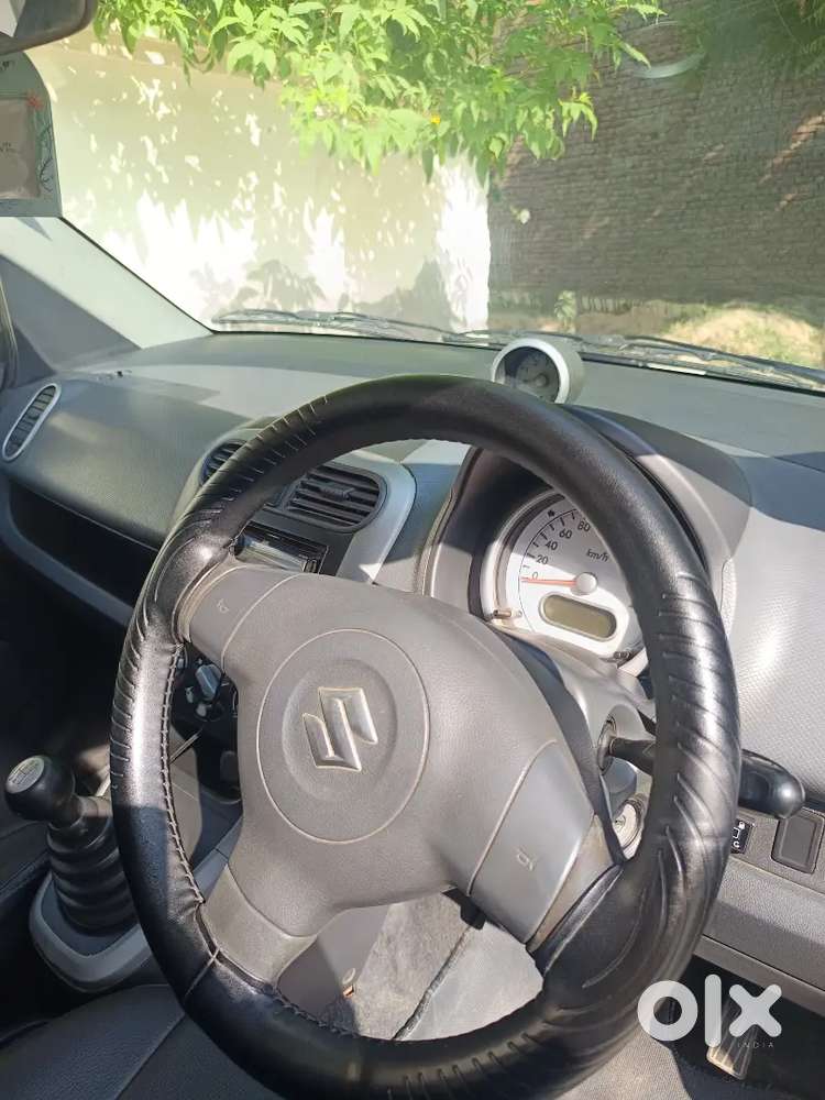 Maruti Suzuki Ritz Vxi 2012