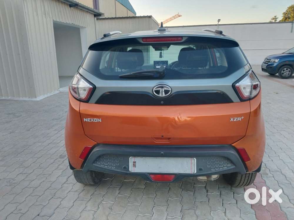 Tata Nexon Amt Xza Plus, 2018, Petrol