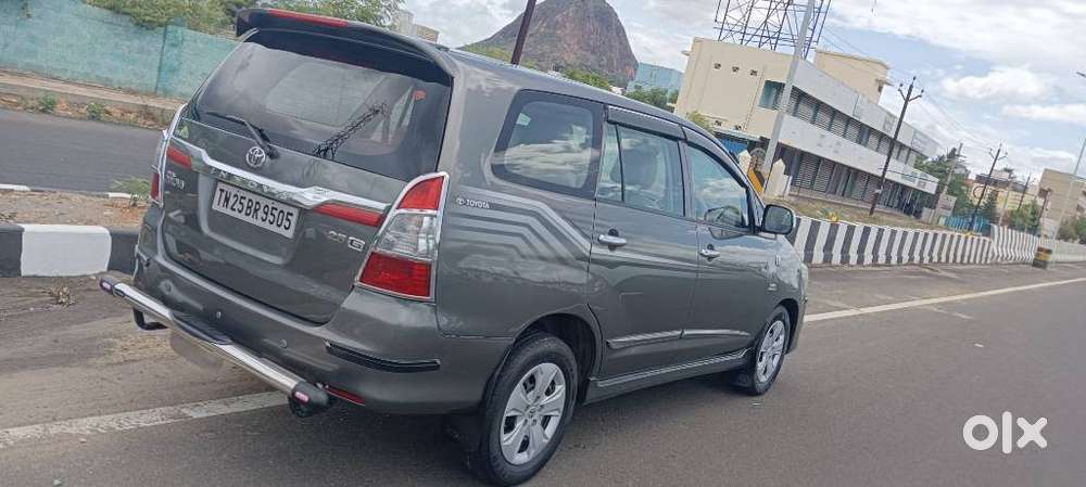 Toyota Innova, 2014