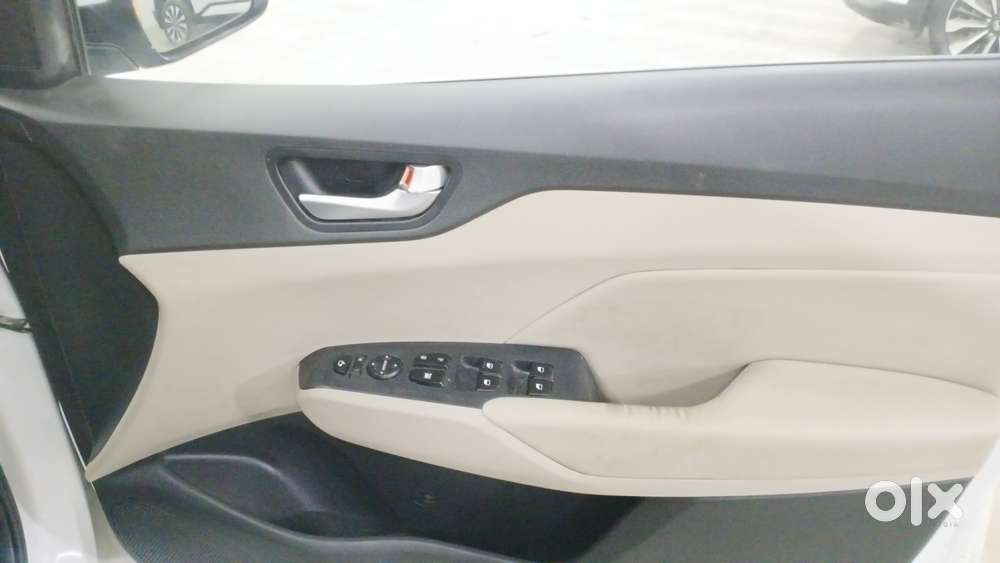 Hyundai Verna 1.6 Sx (o) Vtvt, 2018, Petrol