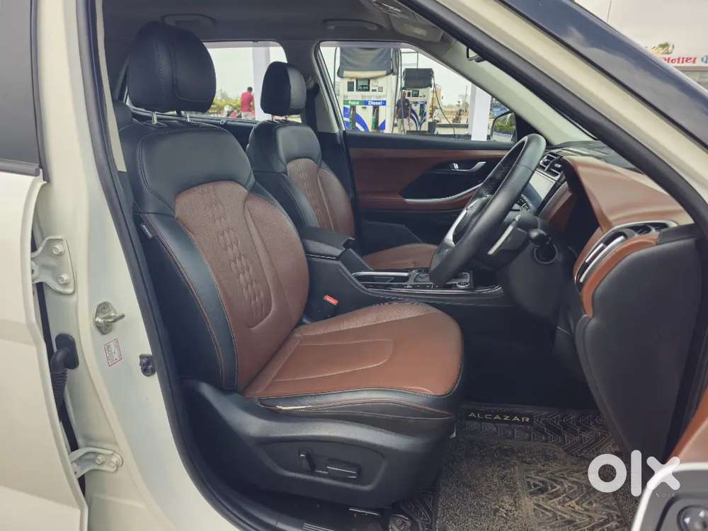 Hyundai Alcazar 2022 Diesel Auto 6 Str Dual Tone