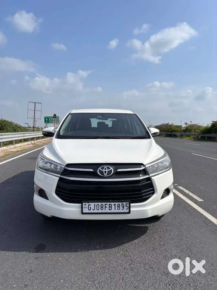 Toyota Innova Crysta G 2016