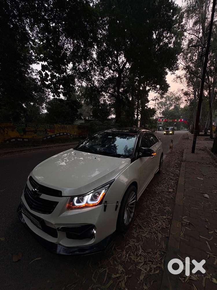 Chevrolet Cruze 2015 98000 Km Driven
