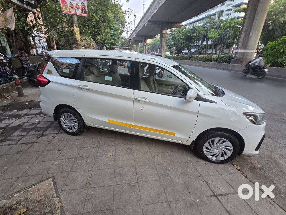 Maruti Suzuki Ertiga Vxi Cng, 2023