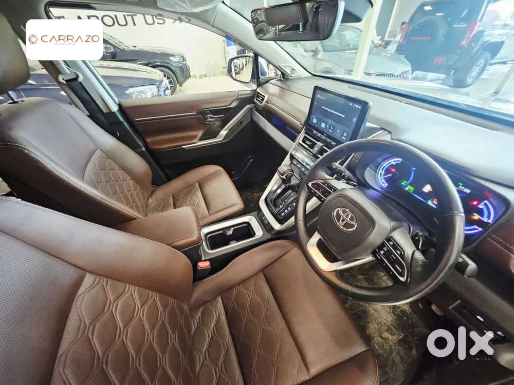 Toyota Innova Hycross 2.0 Zx Hybrid 7 Str, 2024, Petrol