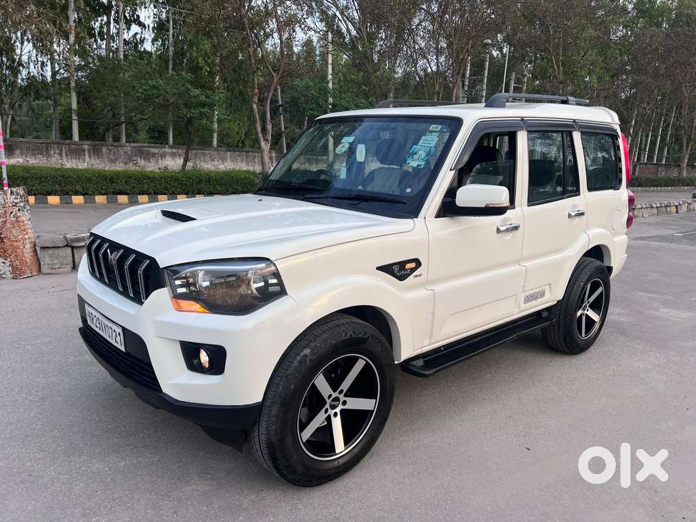 Mahindra Scorpio Classic, 2020, Diesel