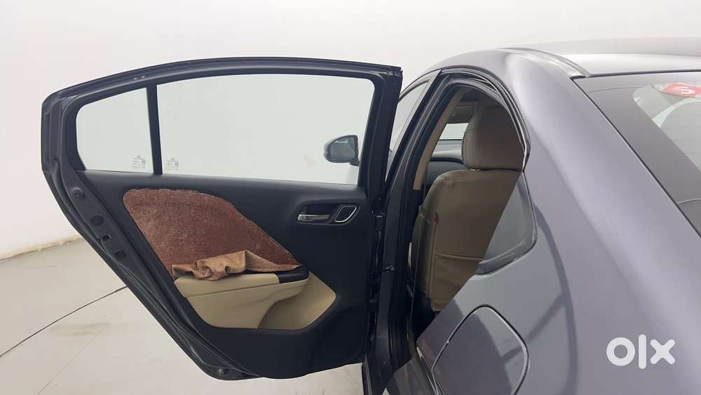 Honda City I-vtec V, 2018, Petrol