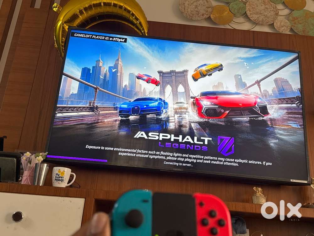 Nintendo Switch GAMING CONSOLE Good Condition (Fixed Price