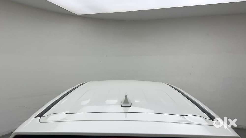 Maruti Suzuki Grand Vitara 1.5 Delta Smart Hybrid At, 2023, Petrol
