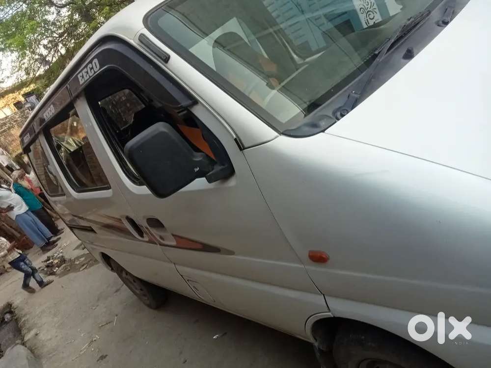 Maruti Suzuki Eeco 2017 Variant Smiles