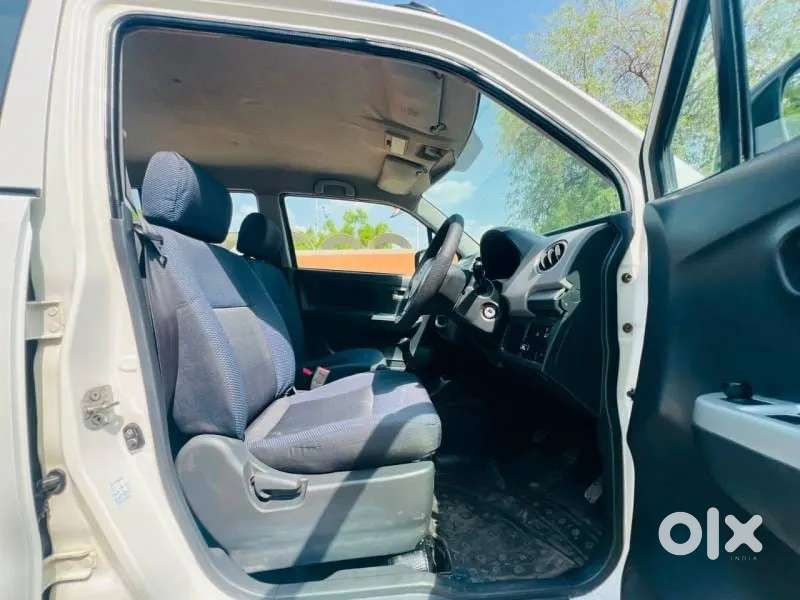Maruti Suzuki Wagon R Vxi, 2011, Petrol