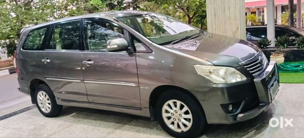 Toyota Innova 2013 Diesel 115000 Km Well Maintained