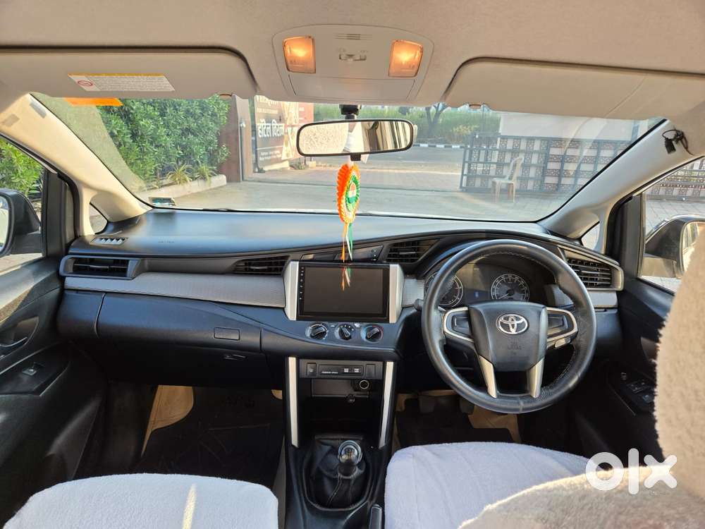 Toyota Innova Crysta 2.4 G Mt 8s, 2016, Diesel