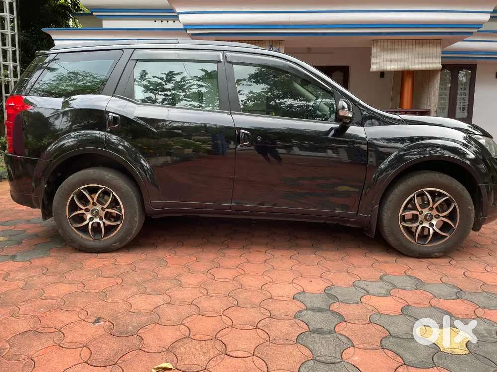 Mahindra Xuv500 2015