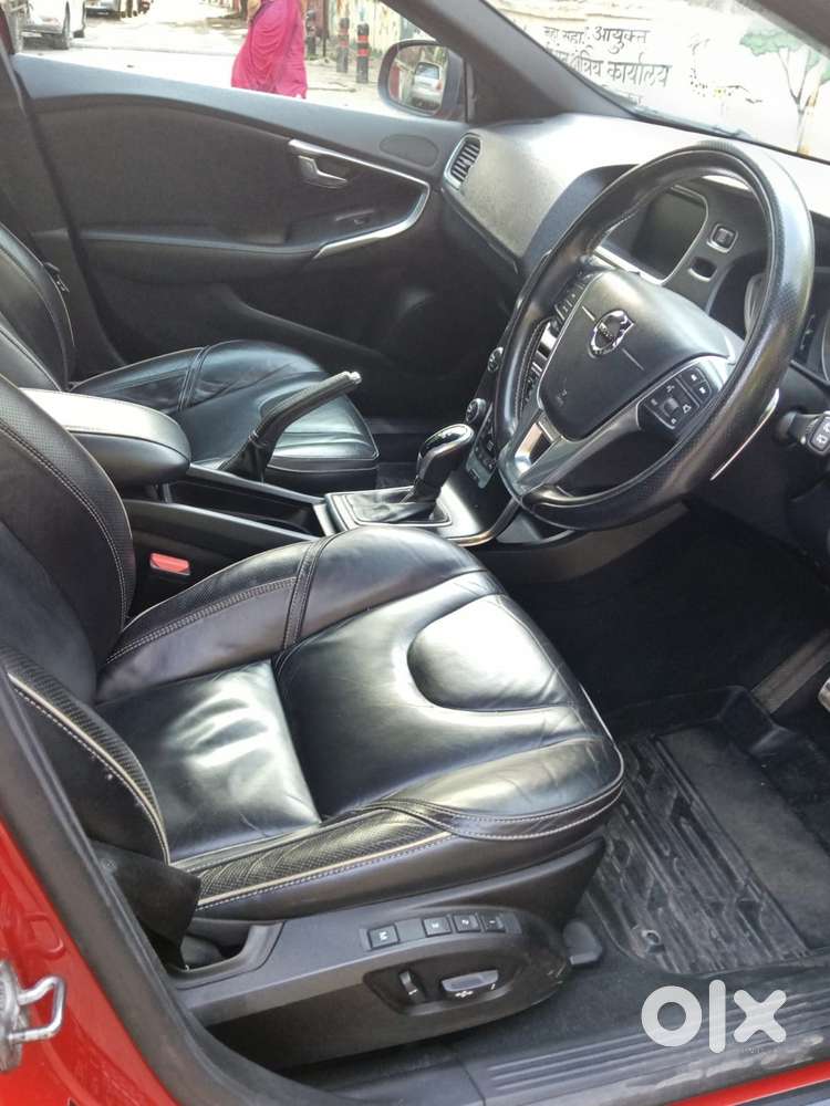 Volvo V40 2015-2016 D3 R-design, 2018, Diesel